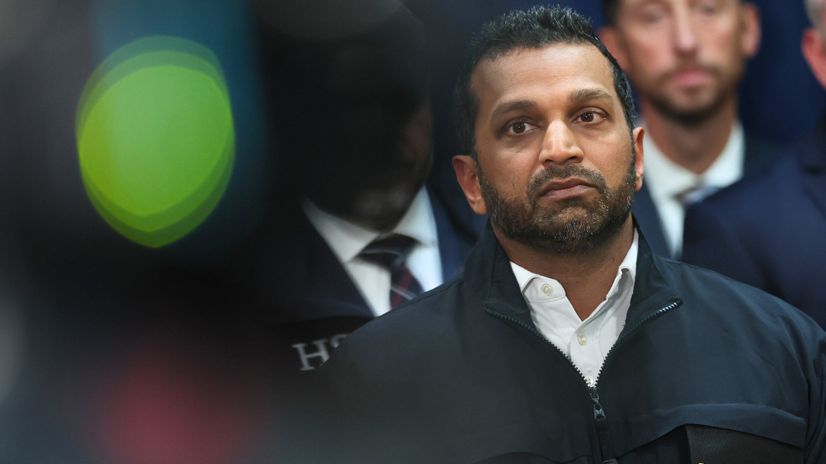 O diretor do FBI, Kash Patel, é visto em uma entrevista coletiva em 23 de outubro de 2025 na cidade de Nova York.