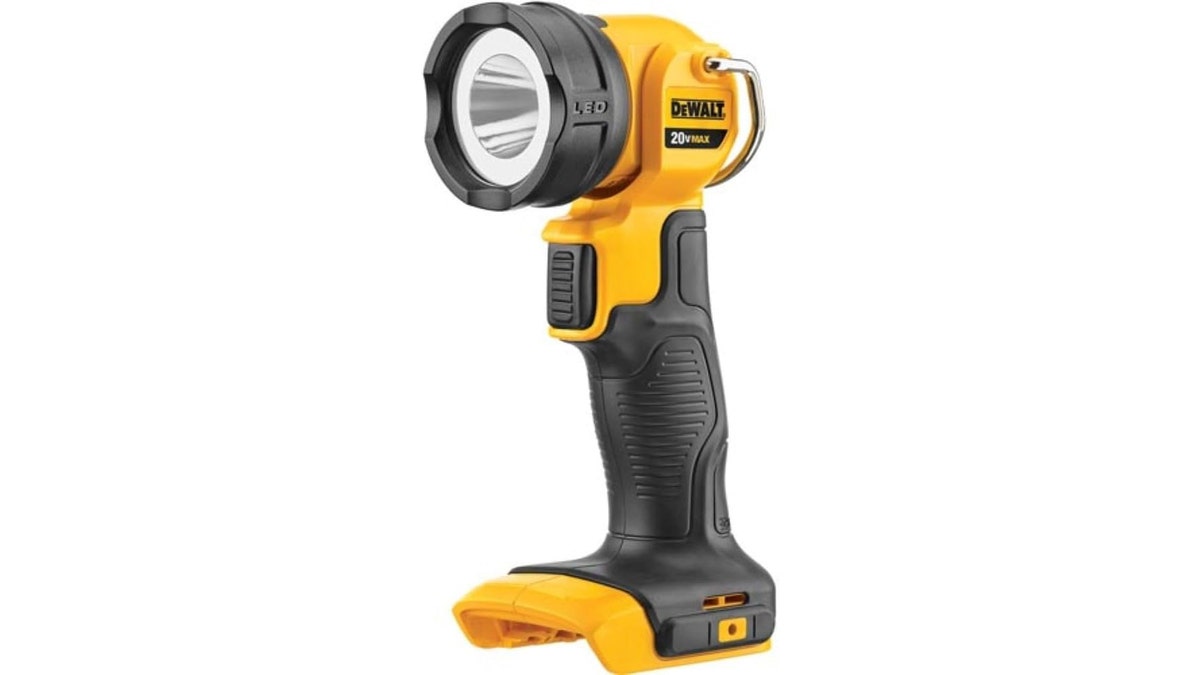 The rotating head on this work light floods targets dark corners.