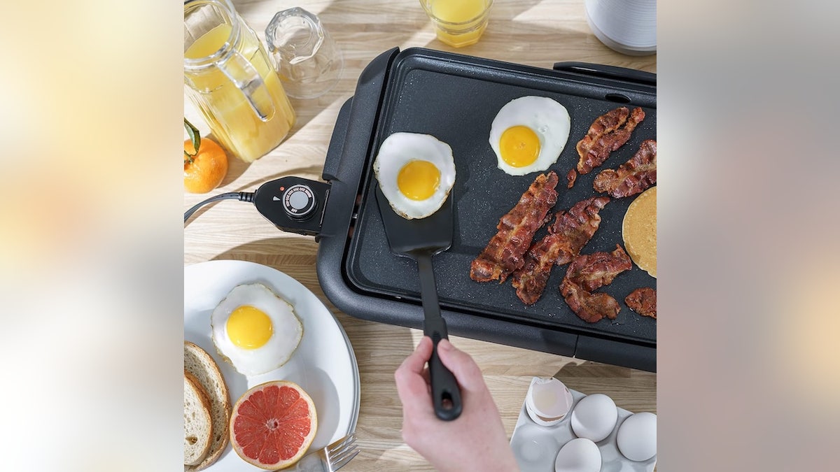 Whip up a breakfast delight with this griddle.