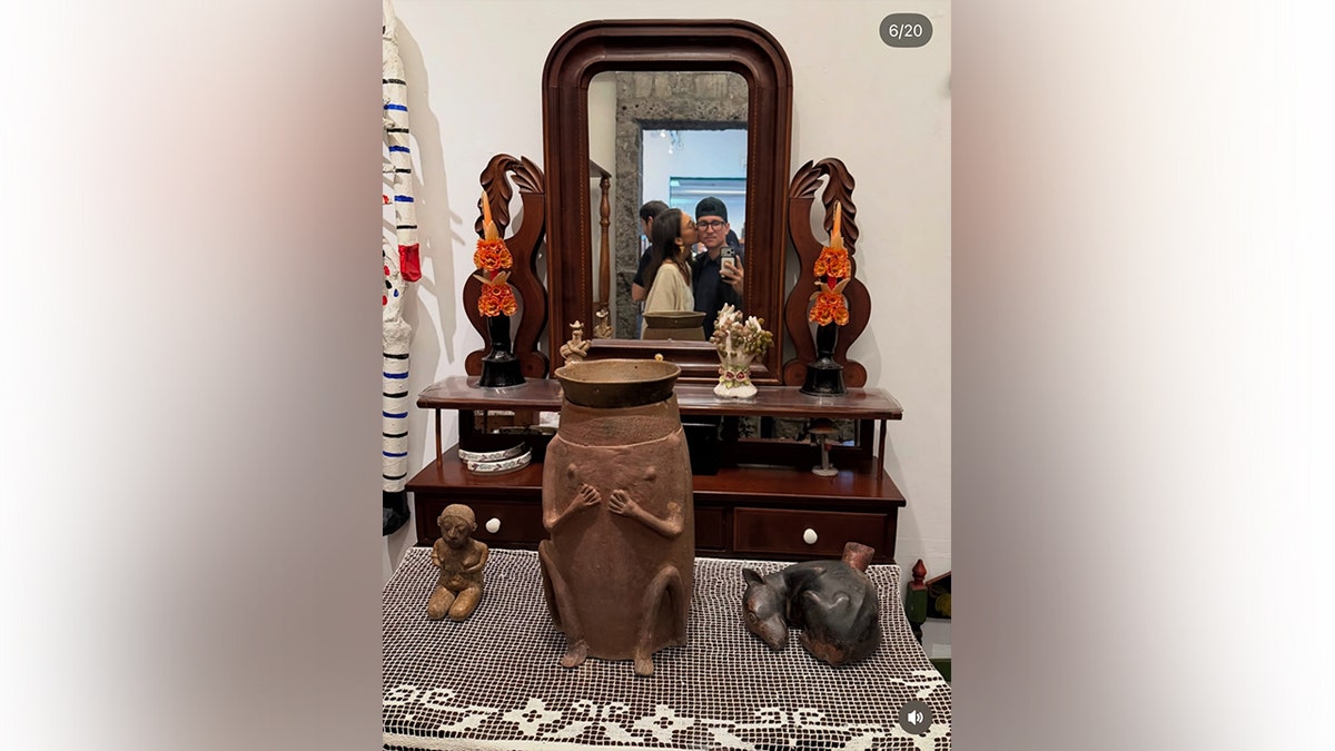 Jessica Alba and Danny Ramirez