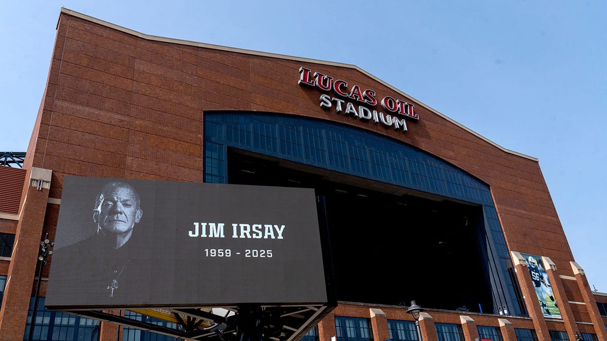 Jim Irsay memorialized outside Colts' home stadium