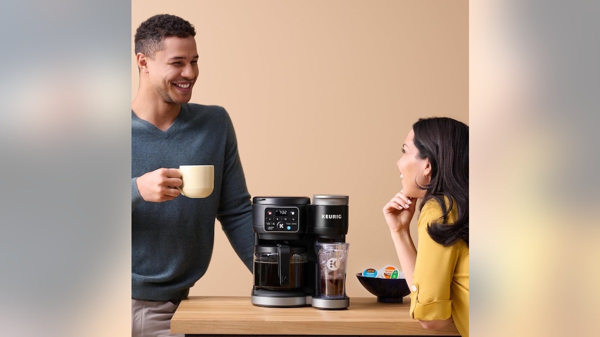 This Keurig K-Duo does it all.