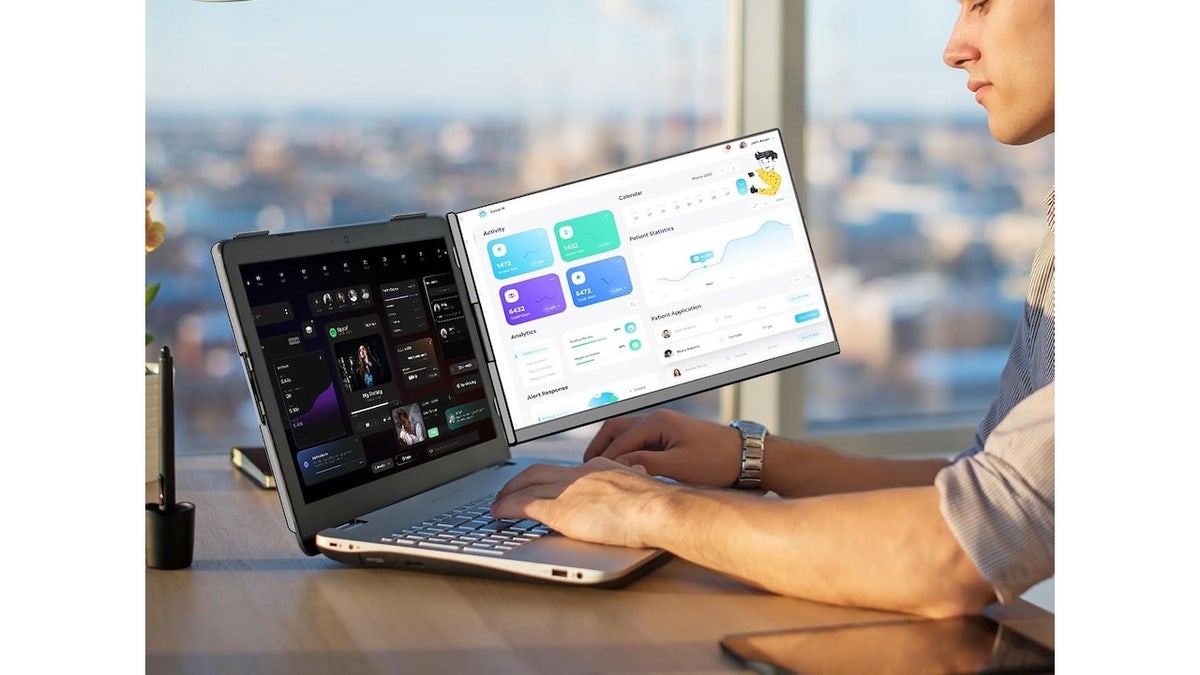 Connect this extender to your laptop and instantly expand your working area.
