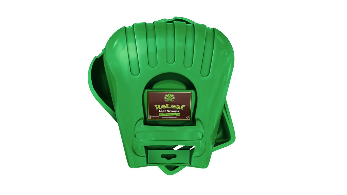 Throw leaves into trash bags using these scoops. 