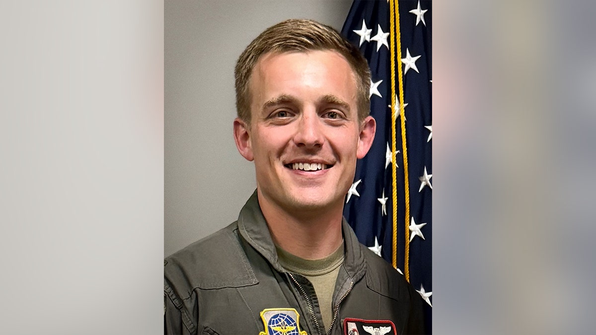 Headshot of Major Alex Klinner