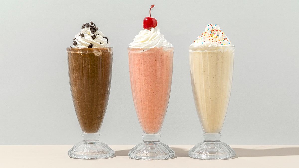 Milkshakes in a line