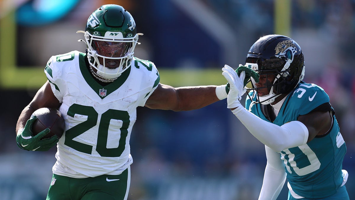 Jets running back appears to take subtle shot at team over free agency deals at george magazine