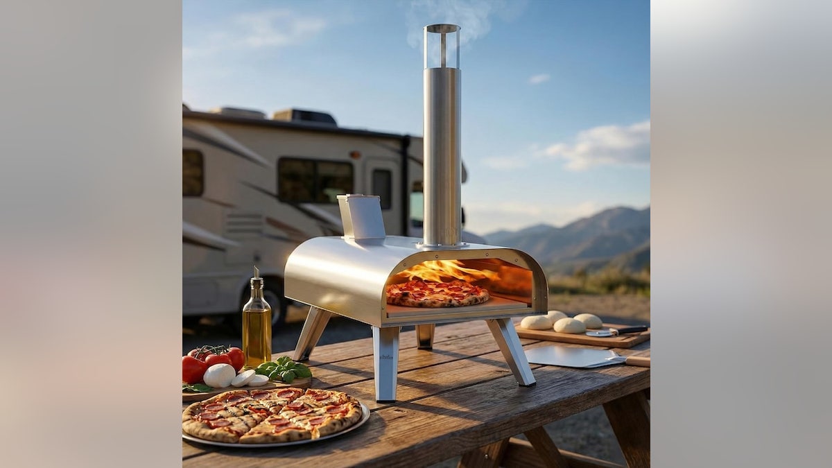 Cook pizza with wood, electric or gas.
