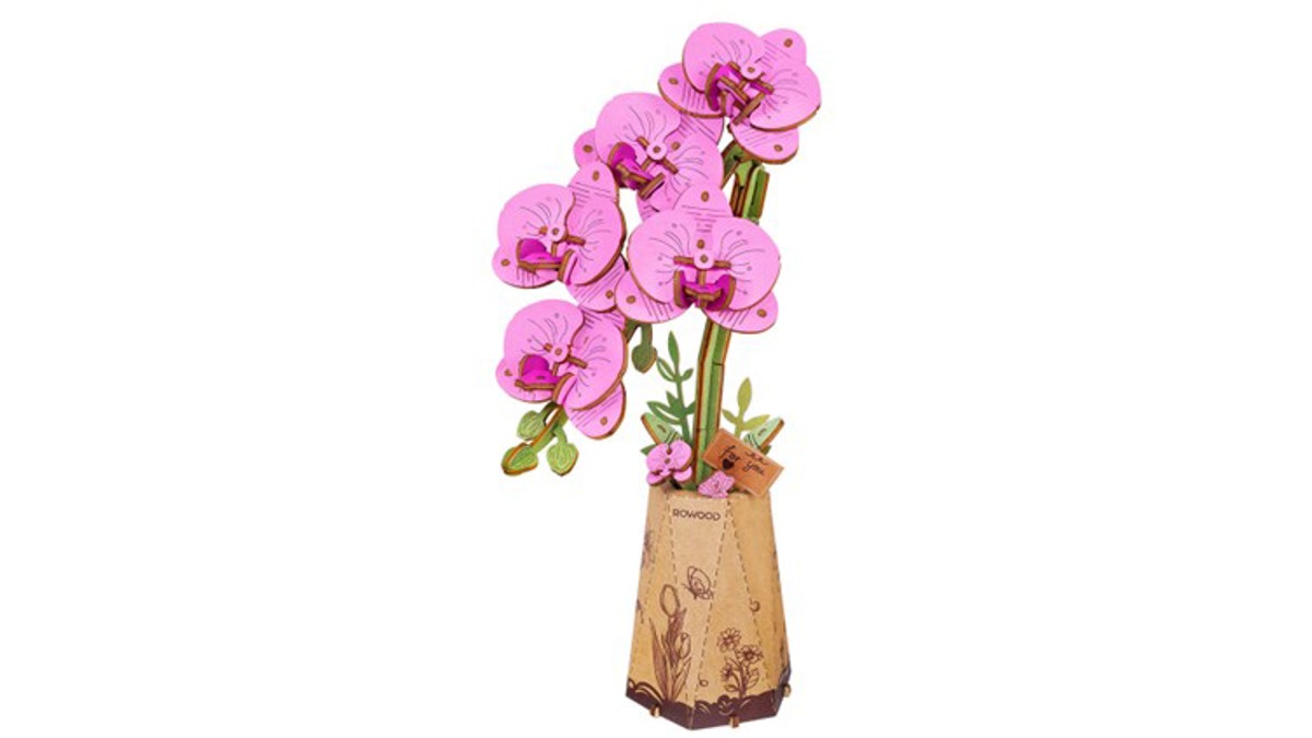 This puzzle takes 30 minutes to put together. 