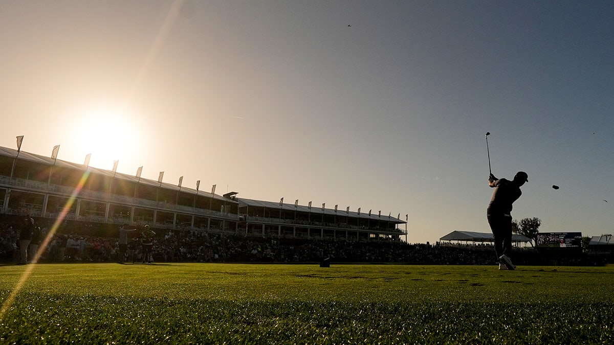 Players Championship delays gate opening amid manhunt for double murder suspect near golf course