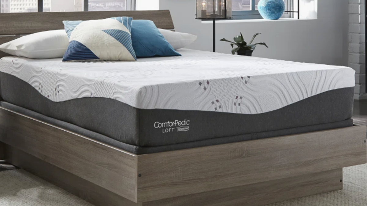 A gel-infused top layer keeps this all foam mattress cool.