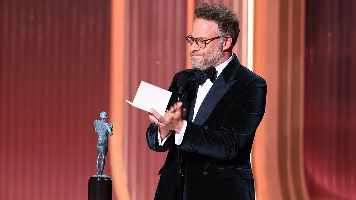 Seth Rogen salutes Catherine O'Hara