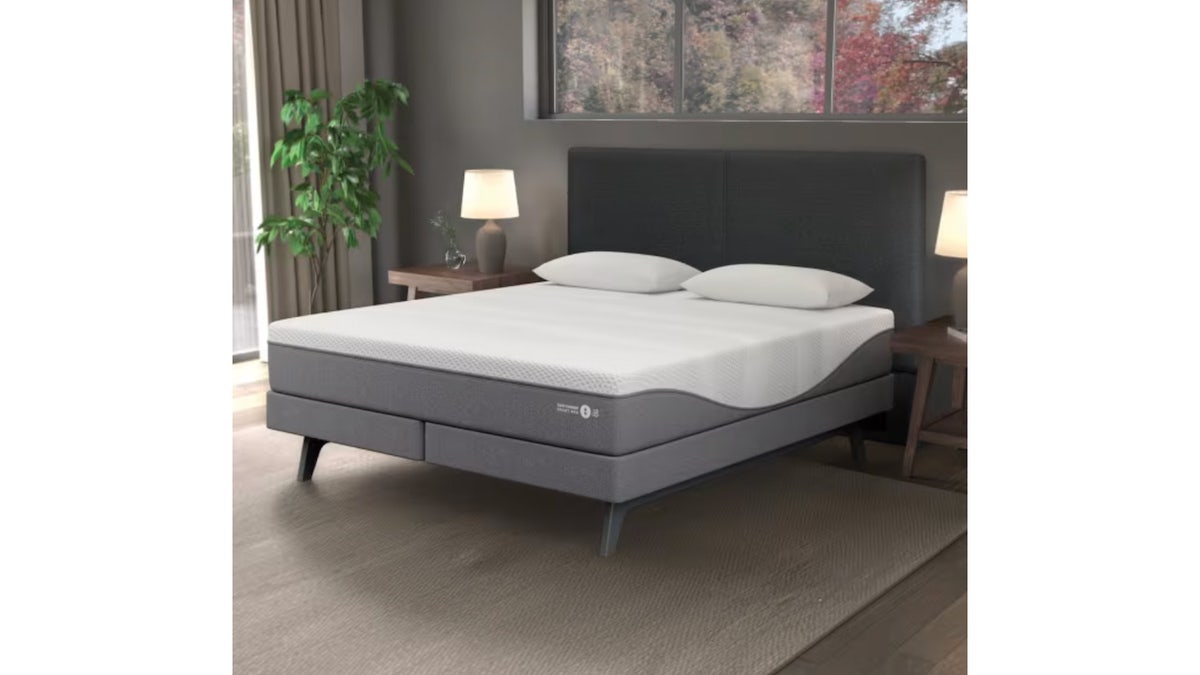 Control the firmness on each side of the mattress.