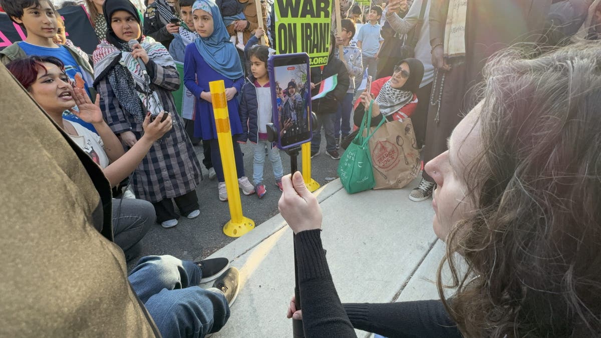 Socialist activists film protest