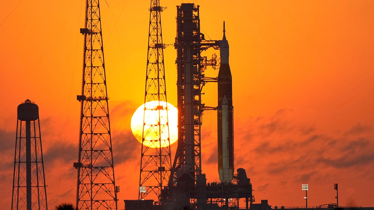 Trump hails Artemis II crew as it prepares for moon mission launch Trump hails Artemis II crew as it prepares for moon mission launch