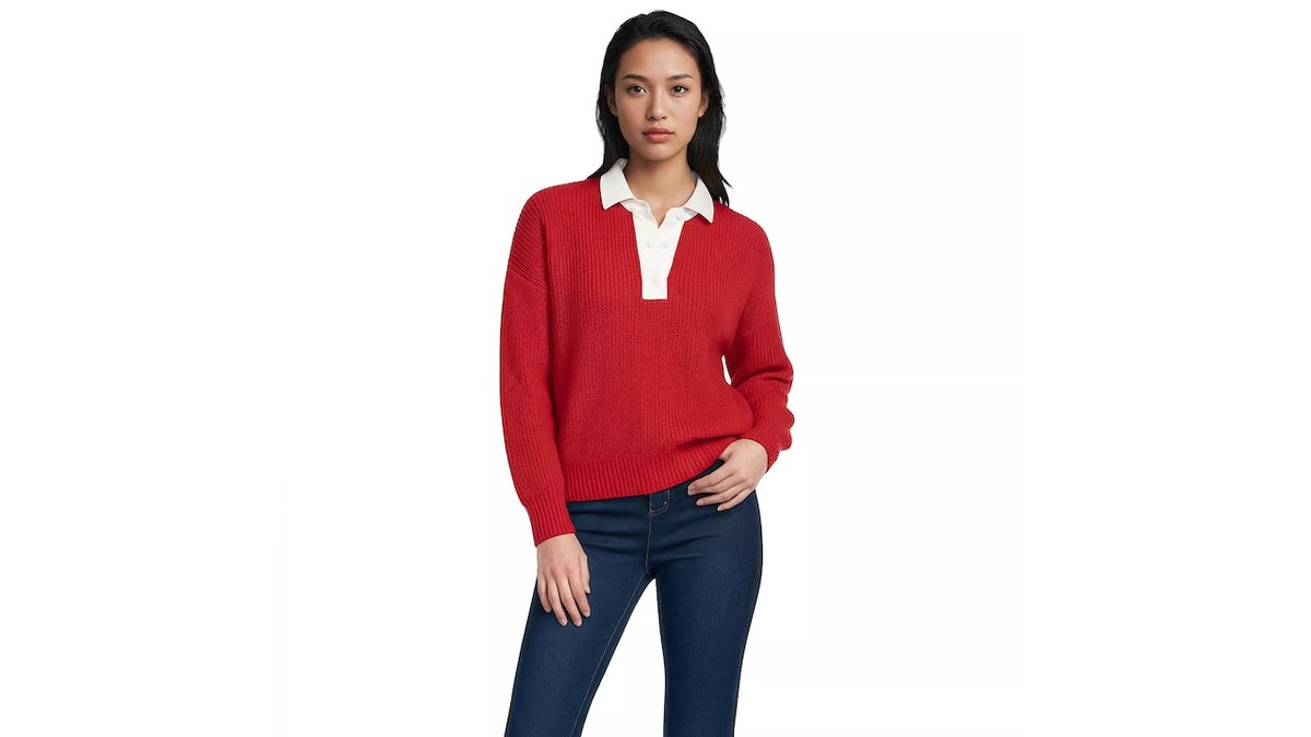 Layer this soft cotton rugby shirt over T-shirts.