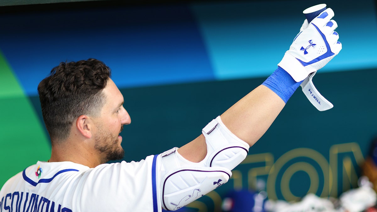 Vinnie Pasquantino salutes espresso