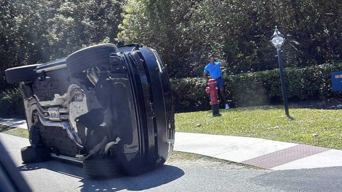 Tiger Woods flipped car accident