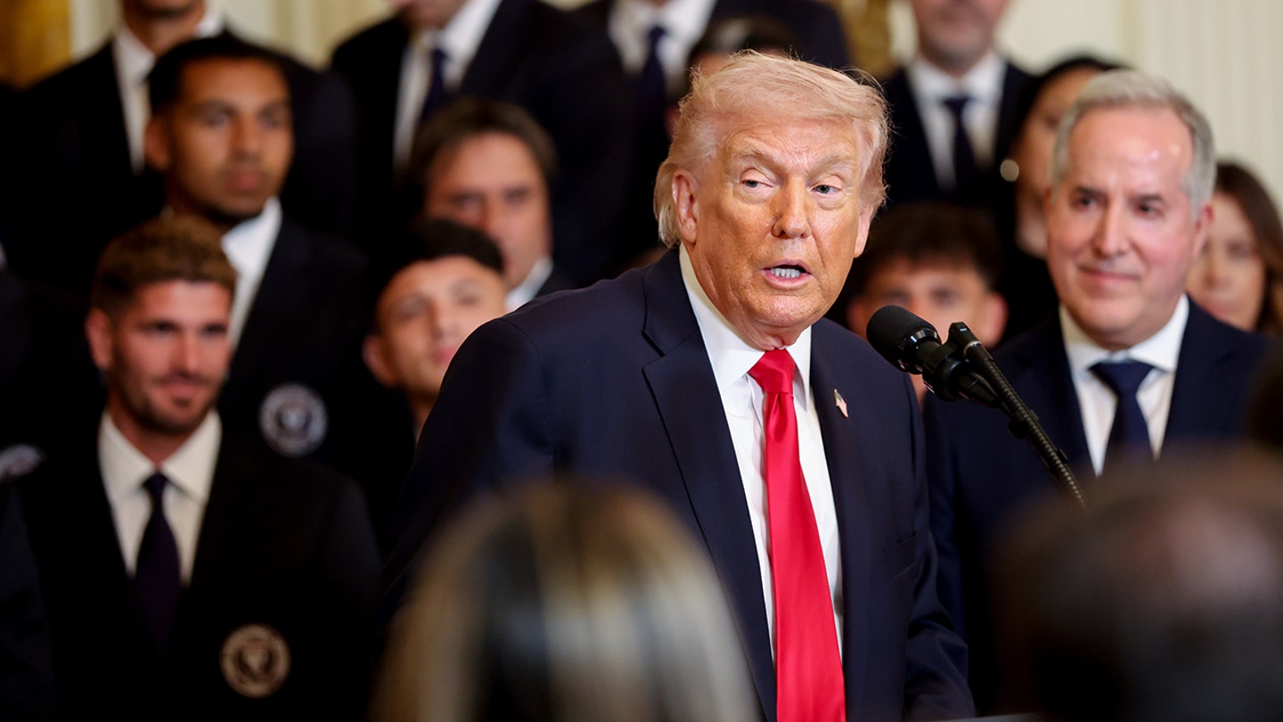 Trump criticizes modern MLB during White House event: 'They do things wrong'