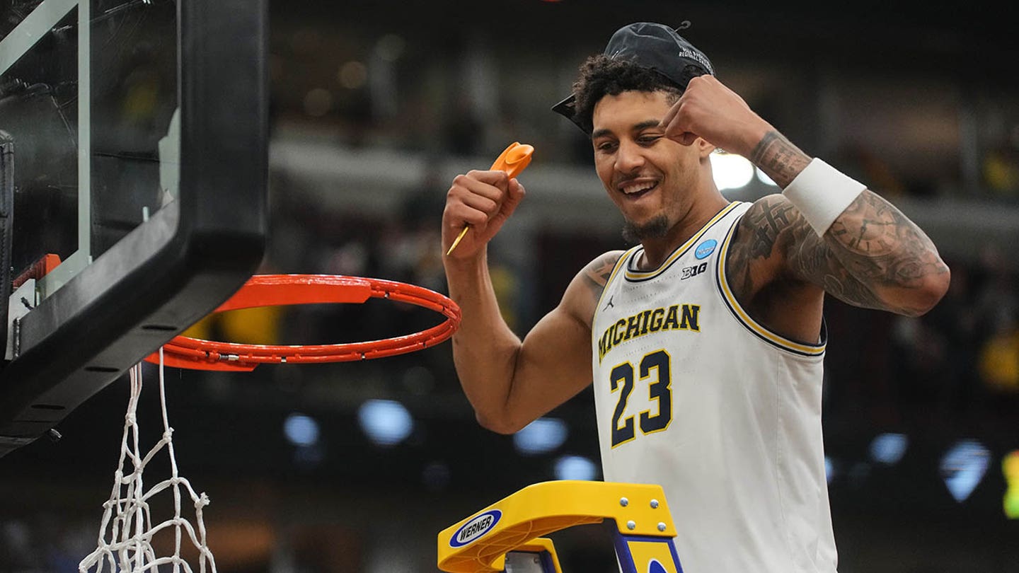 Michigan routs Tennessee to win regional final, enter NCAA men's Final Four