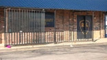 Entrance to Riverfront Live.