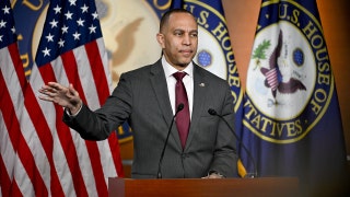 Hakeem Jeffries caught off guard when pressed on high gas prices under Biden compared to Trump