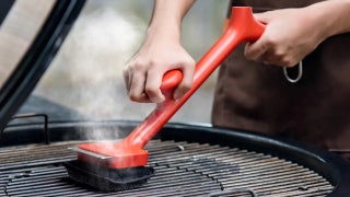 This bristle-free grill brush is at its lowest price ever — 75% off in Amazon's Big Spring Sale