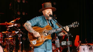 La estrella del country Zac Brown defiende su actuación en la Casa UFC diciendo: «Que le den a todas las críticas»