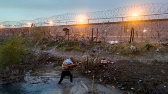 Wisconsin man who fled Border Patrol checkpoint in stolen car killed after shootout in Texas, police say - Fox News