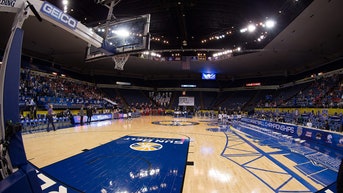 Women's hoops fight leaves ref unconscious and 8 players booted from game - Fox News