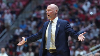 Villanova coach threatens to 'fire' staff during loss, then claims it was 'a joke' - Fox News