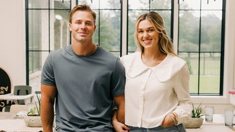 Sadie Robertson Huff admits she 'cannot fake it' after third baby reality check - Fox News