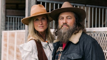Willie Robertson's wife exposes his ‘rebellious’ 20s with no beard and no camo - Fox News