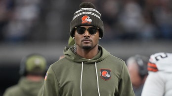 Browns owner gives optimistic outlook for injury-riddled Deshaun Watson