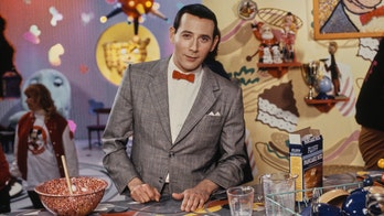 Johnny Carson's strict character rule kept Pee-Wee Herman from appearing on 'Tonight Show': book