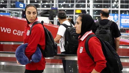 Ex-Iranian women's soccer empathizes with national team, breaks down sharing story of father's death