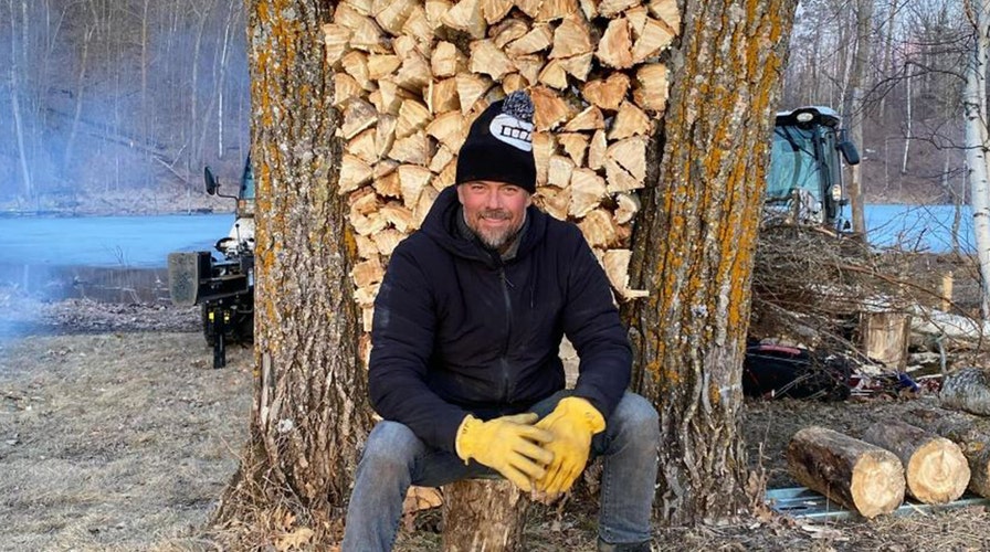 Josh Duhamel jokes about preparing for AI robots and the zombie apocalypse at his rural cabin