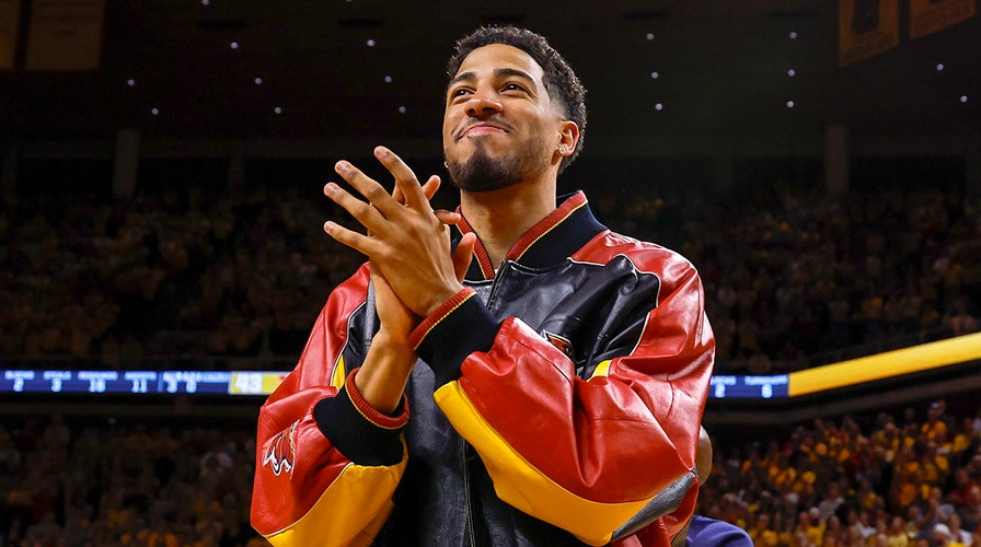 March Madness kicks off: 'This is a three-team race'