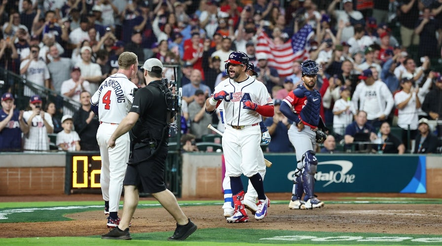 Kyle Schwarber RIPS two-run home run, giving United States lead over Great Britain