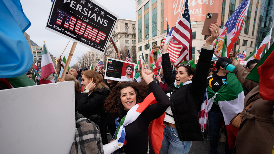 Iranian American women