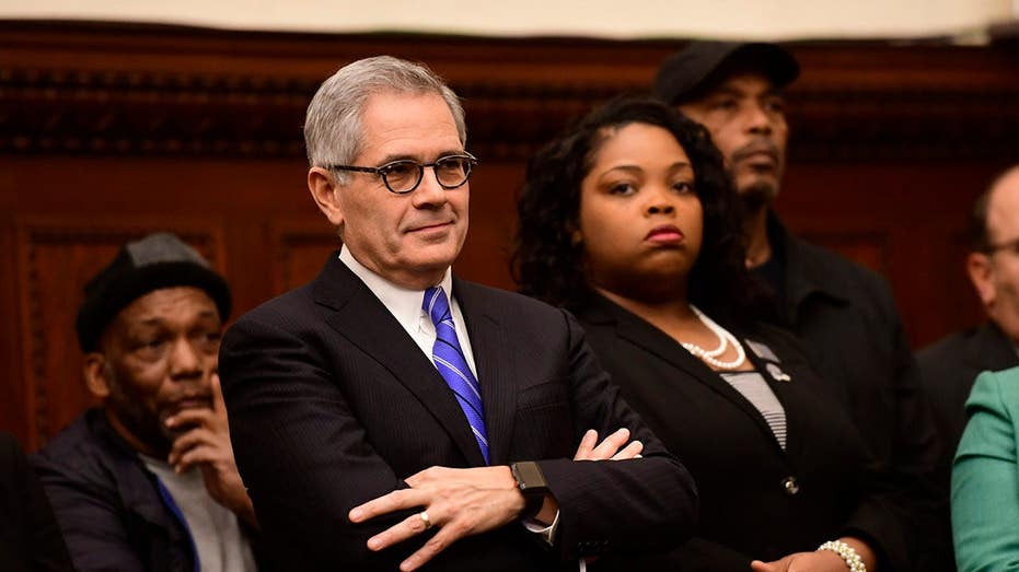 Soros-backed DA Krasner threatens ICE agents at Philly airport: ‘I will put you in handcuffs’