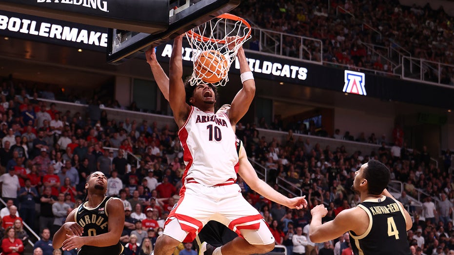Arizona advances to men's Final Four for first time since 2001