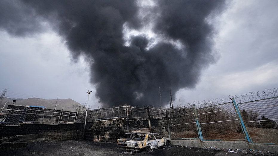 Iran war jeopardizes Trump economic boom before key midterm elections