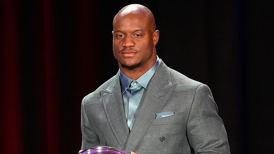 Super Bowl MVP Kenneth Walker III is poised for free agency after the Seahawks' franchise tag decision