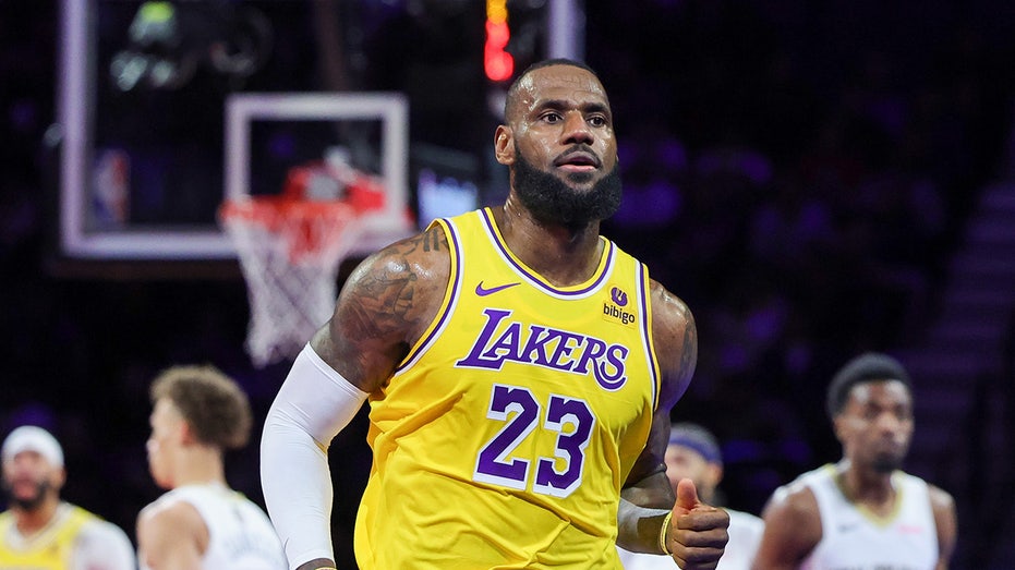 LeBron James fuels Cleveland Cavaliers reunion speculation after appearing to like Instagram post about return