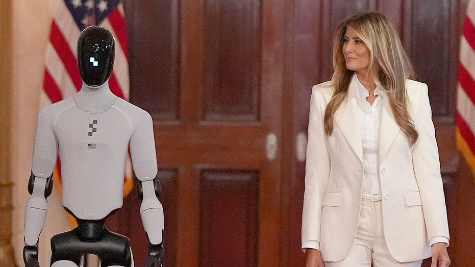 Melania Trump welcomes humanoid robot to White House for historic AI summit