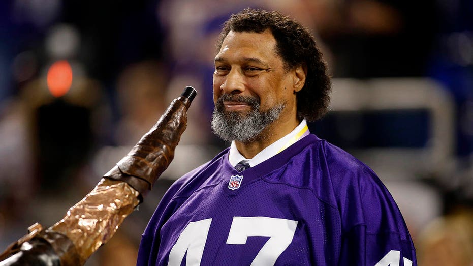 Ex-Vikings star Joey Browner dead at 65