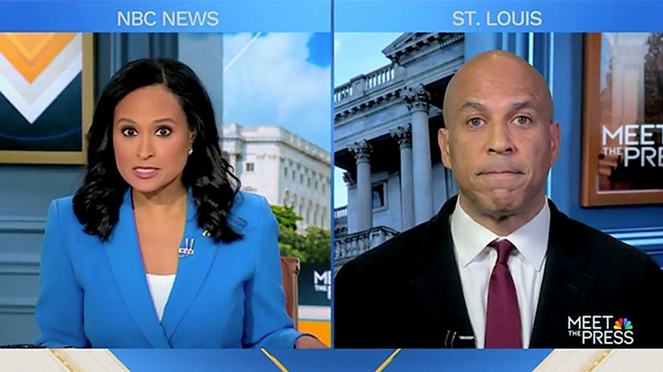 Cory Booker confronted with old clip of himself saying he loves Donald Trump