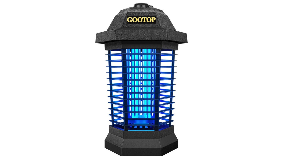 Enjoy a bug-free space with this lightweight zapper.