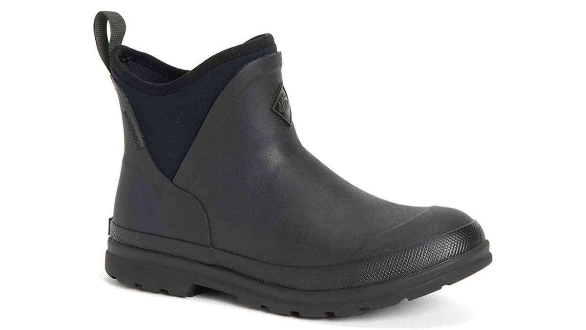 These highly durable boots slide on hands-free. 